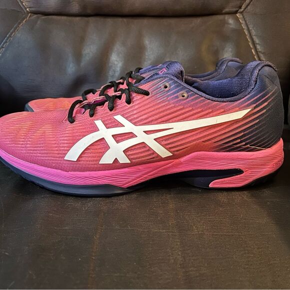 Asics Pink and Black Athletic Shoes Performance Design - Picture 2 of 6
